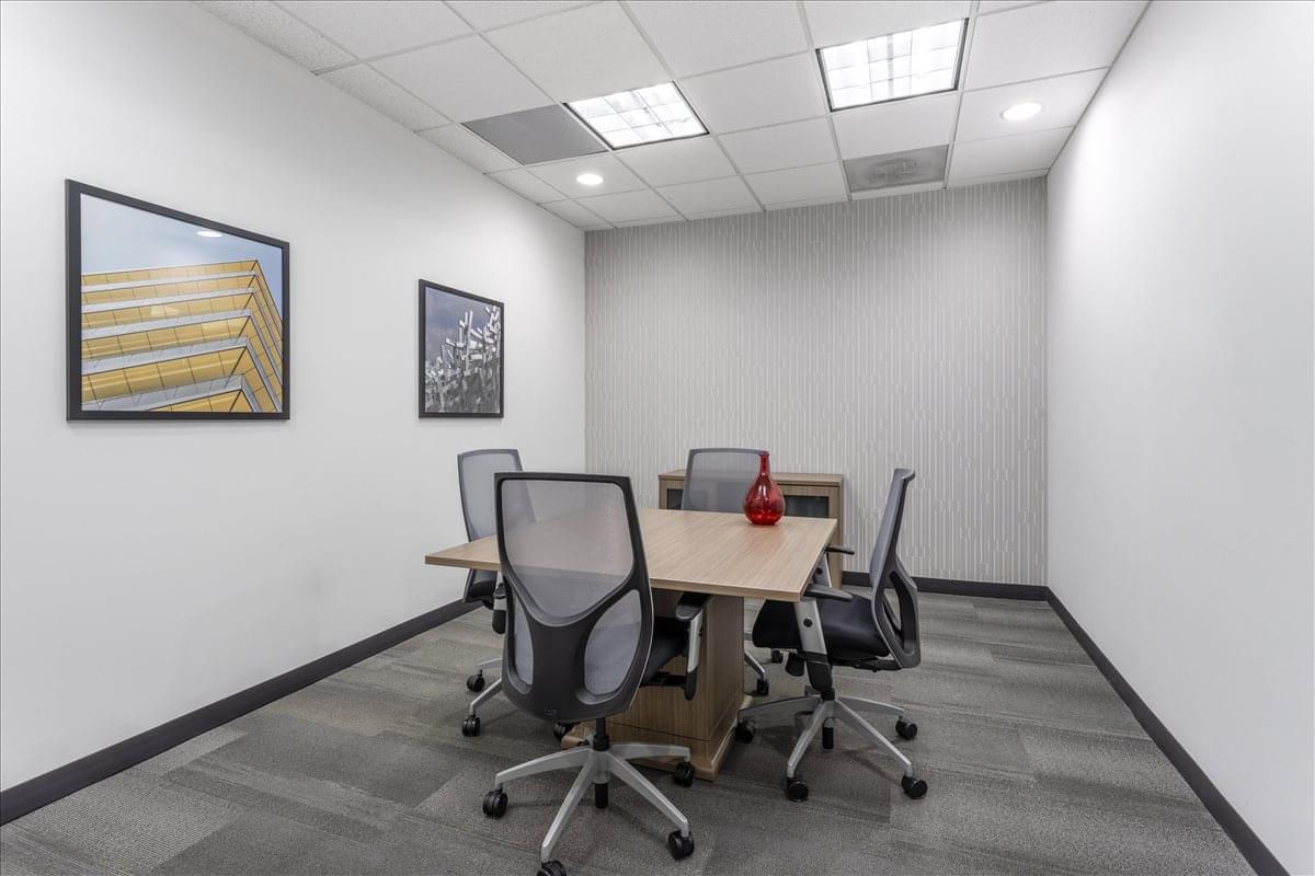 5201 Waterford, Waterford @ Blue Lagoon, 5201 Blue Lagoon Dr Office Space - Miami