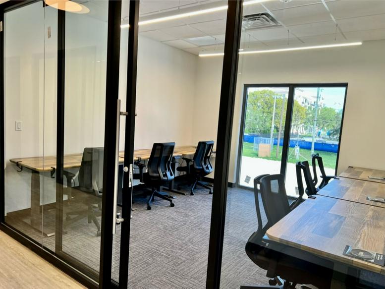 9555 Southwest 175th Terrace Office Images