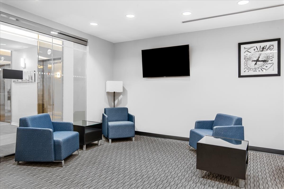 Columbia Center, 14th Fl, 101 W Big Beaver Rd Office Space - Troy