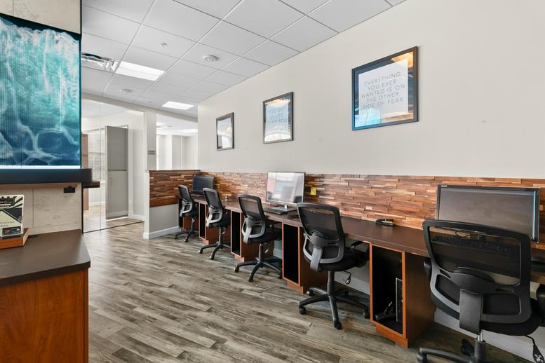 6751 North Sunset Boulevard, Suite 320 Office for Rent in Peoria 