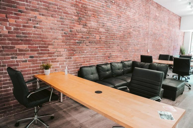 216 Commercial Street North East Office Images