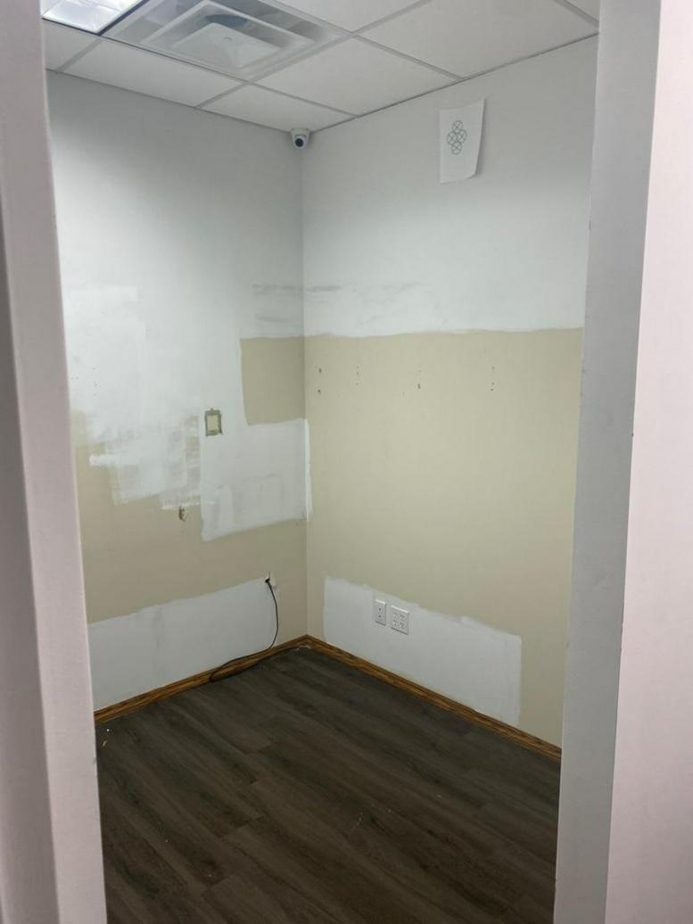 580 5th Avenue, Suite 210 Office Images