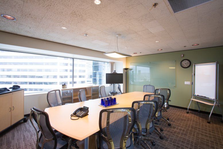 World Trade Center, 121 SW Salmon St, Suite 1100 Office Images