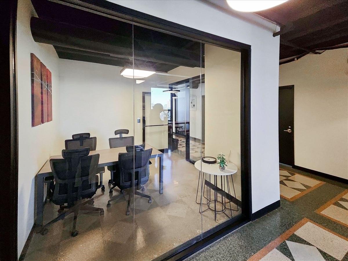 1200 North Ashland Avenue Office Images