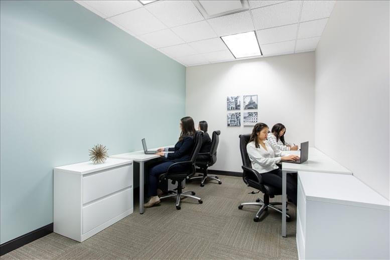 Office for Rent on 401 North Michigan, Magnificent Mile Chicago 