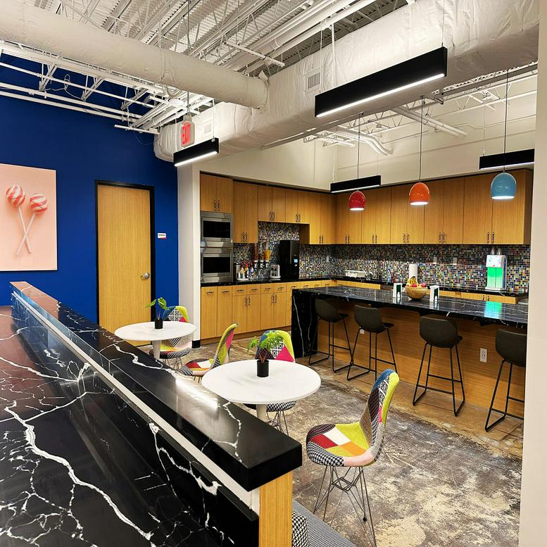 1209 South Saint Mary's Street Office Images