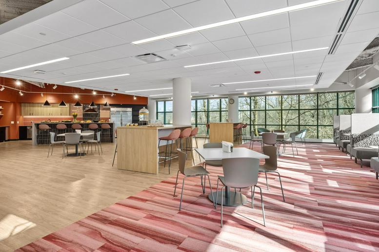 1000 Northbrook Drive, Suite 100 Office Images