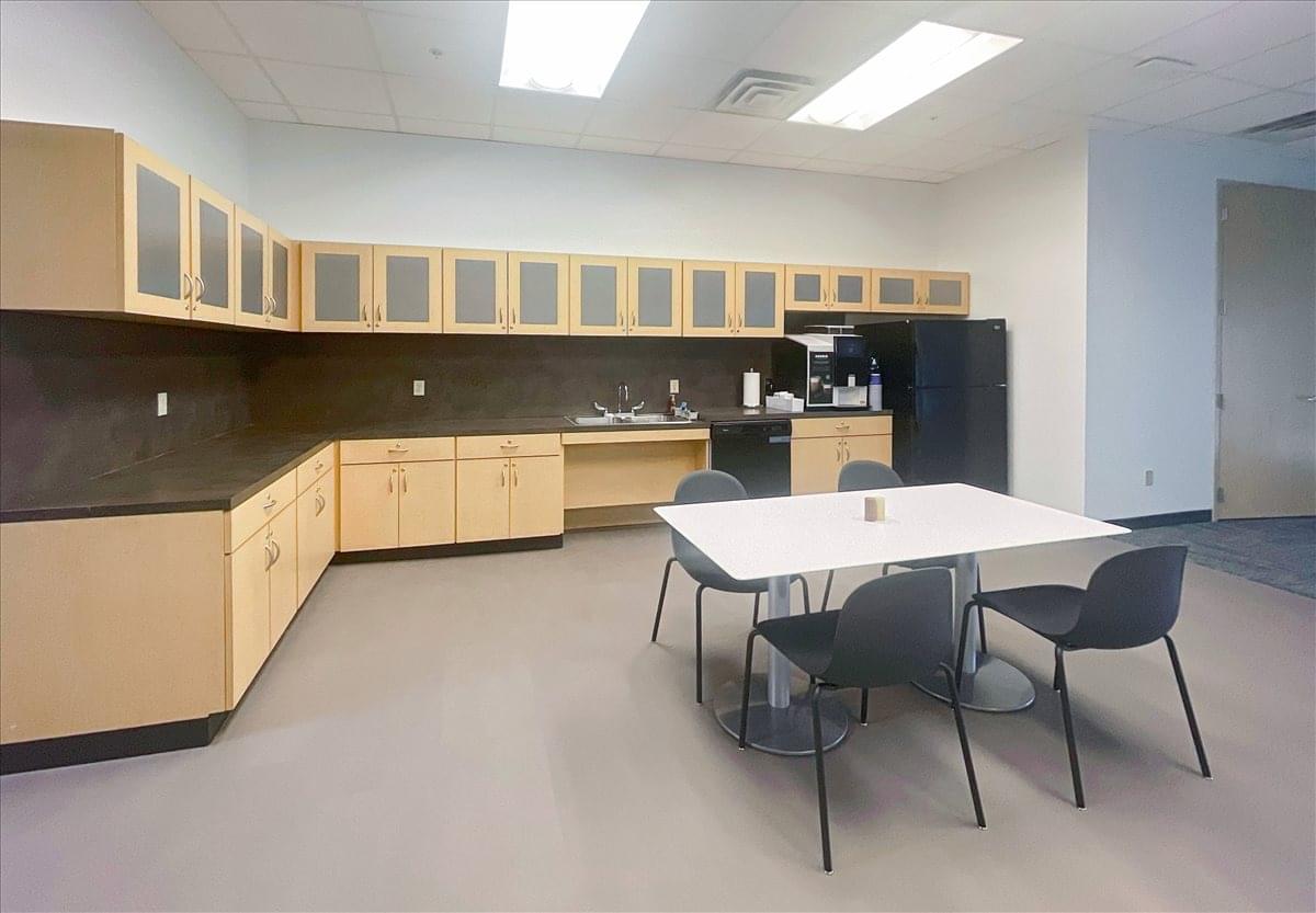 333 East Grand River Avenue, 2nd Floor Office Images