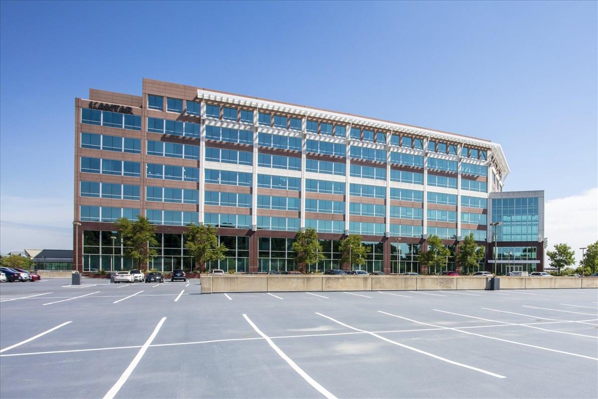 This is a photo of the office space available to rent on Central Park of Lisle, 3333 Warrenville Rd