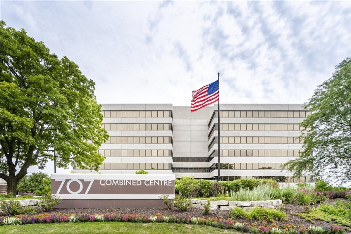 Photo of Office Space on 707 Skokie Blvd Northbrook 