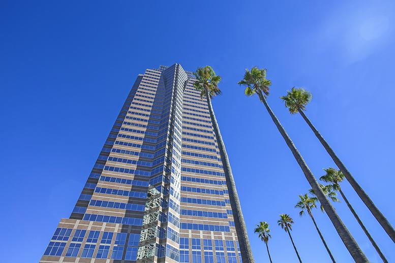 2121 Avenue of The Stars, Suite 800 Office Images