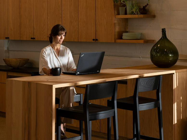 4157 St Louis Street Office Images