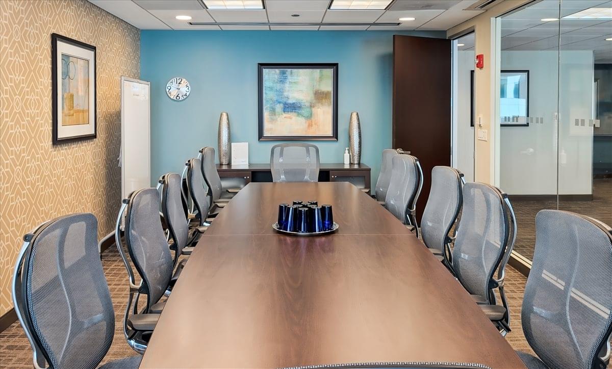 Gateway Center I, 10 South Riverside Plaza, West Loop Office Space - Chicago
