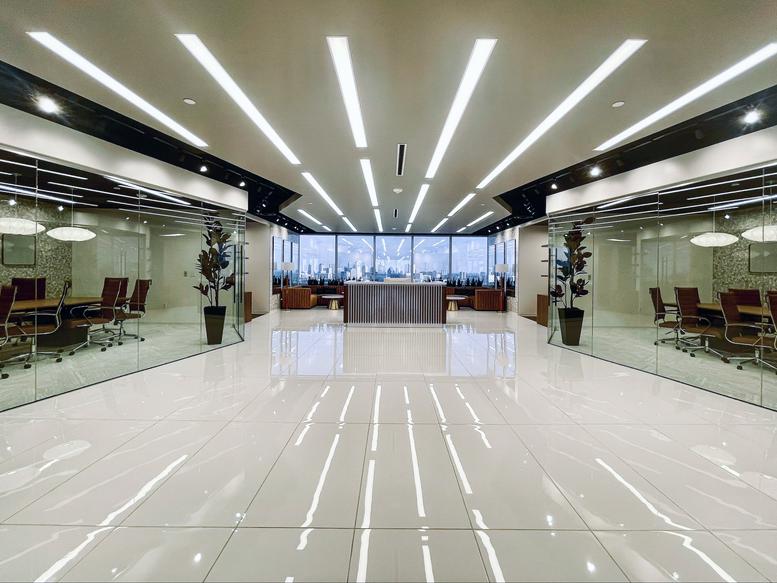 24 Greenway Plaza, Weslayan Tower, Suite 1800 Office Images