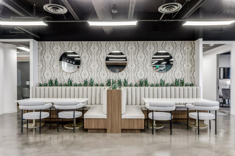 24 Greenway Plaza, Weslayan Tower, Suite 1800 Office Images