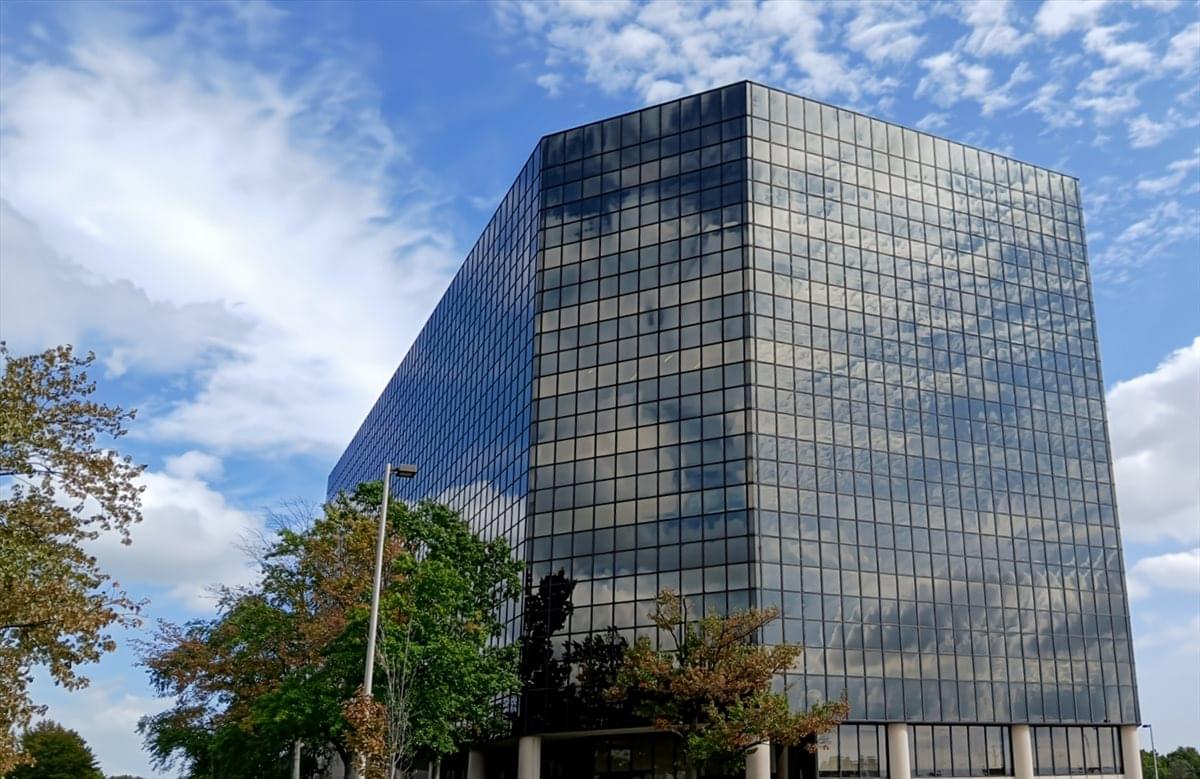 110 Fieldcrest Avenue, Raritan Plaza I Office Images
