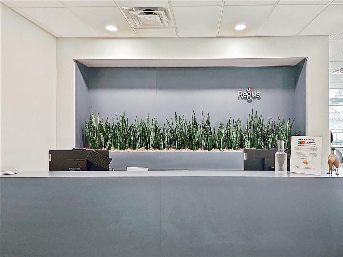 5724 Green Street Office Images