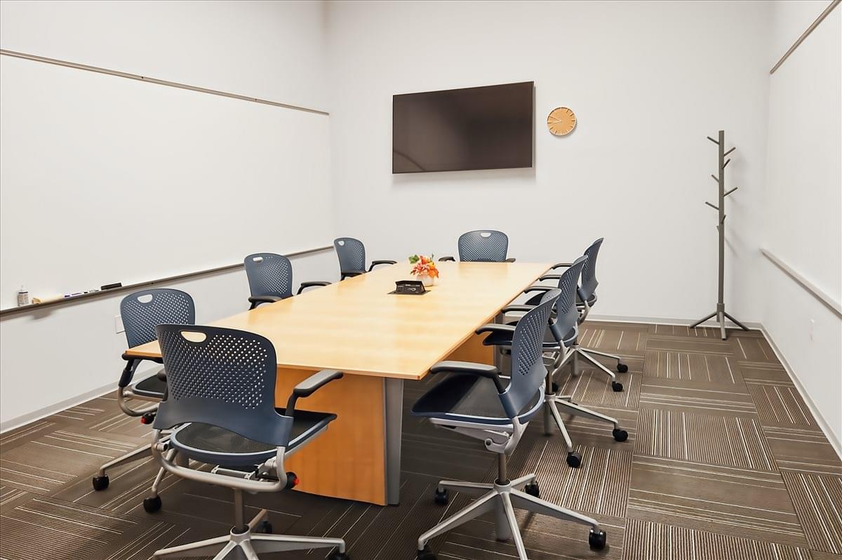 50 Pennwood Place, Suite 200 Office Images