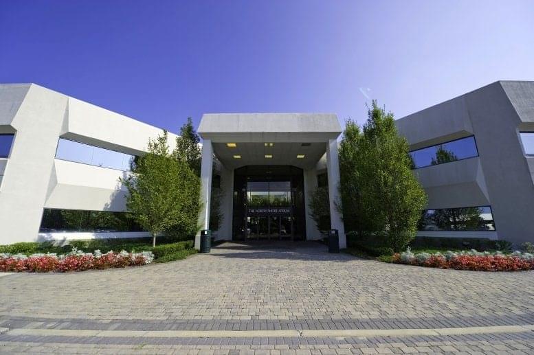 North Shore Atrium, 6800 Jericho Turnpike Office Space - Syosset
