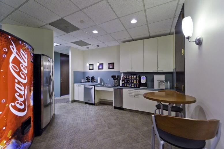 This is a photo of the office space available to rent on Park Place On Turtle Creek, 2911 Turtle Creek Blvd