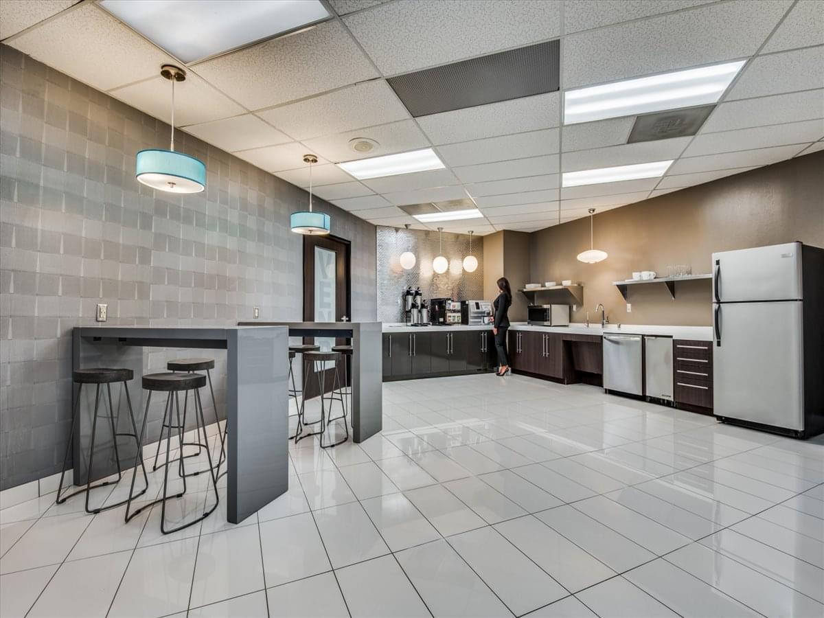 1701 W Northwest Hwy Office Space - Grapevine