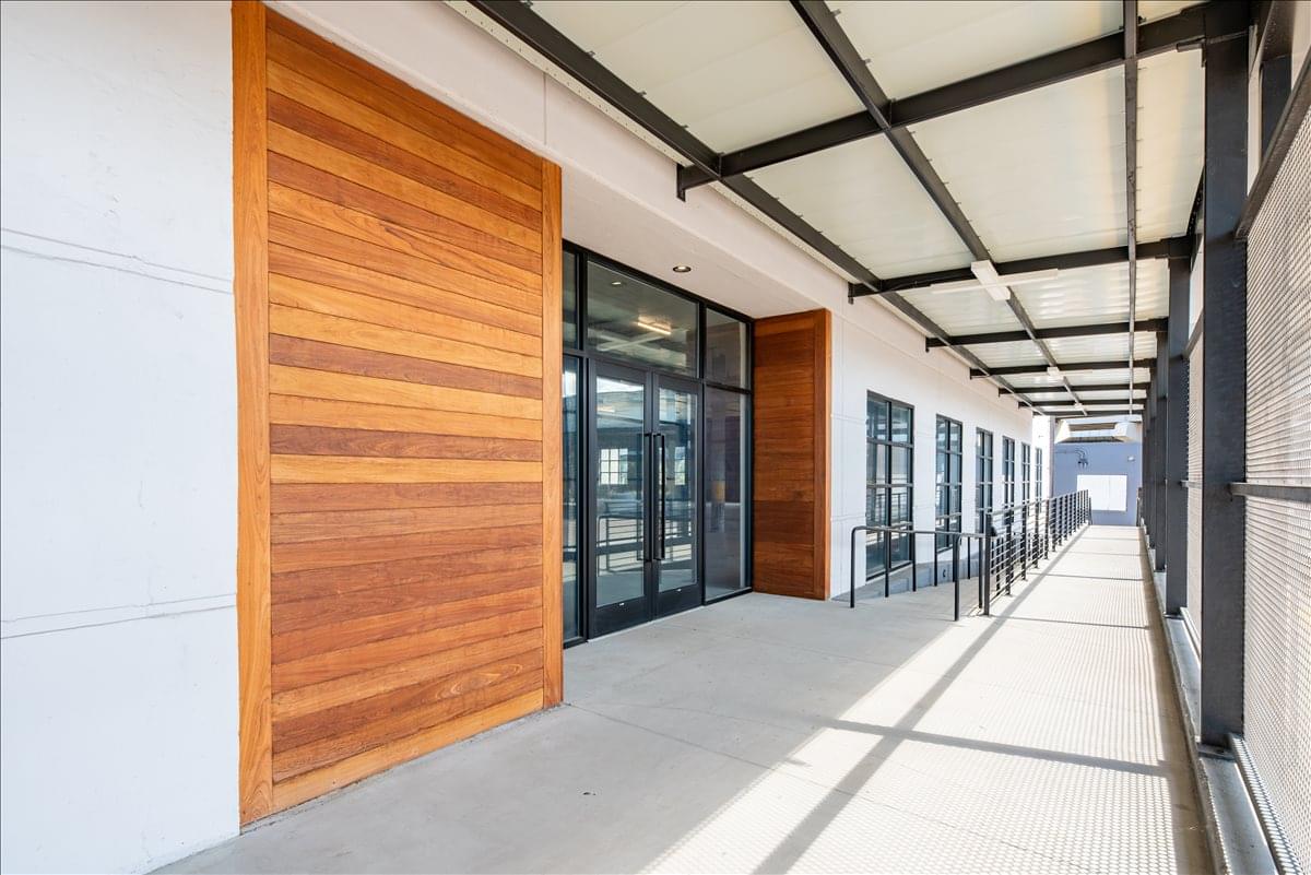 1505 Dennis Street Office Space - Jacksonville