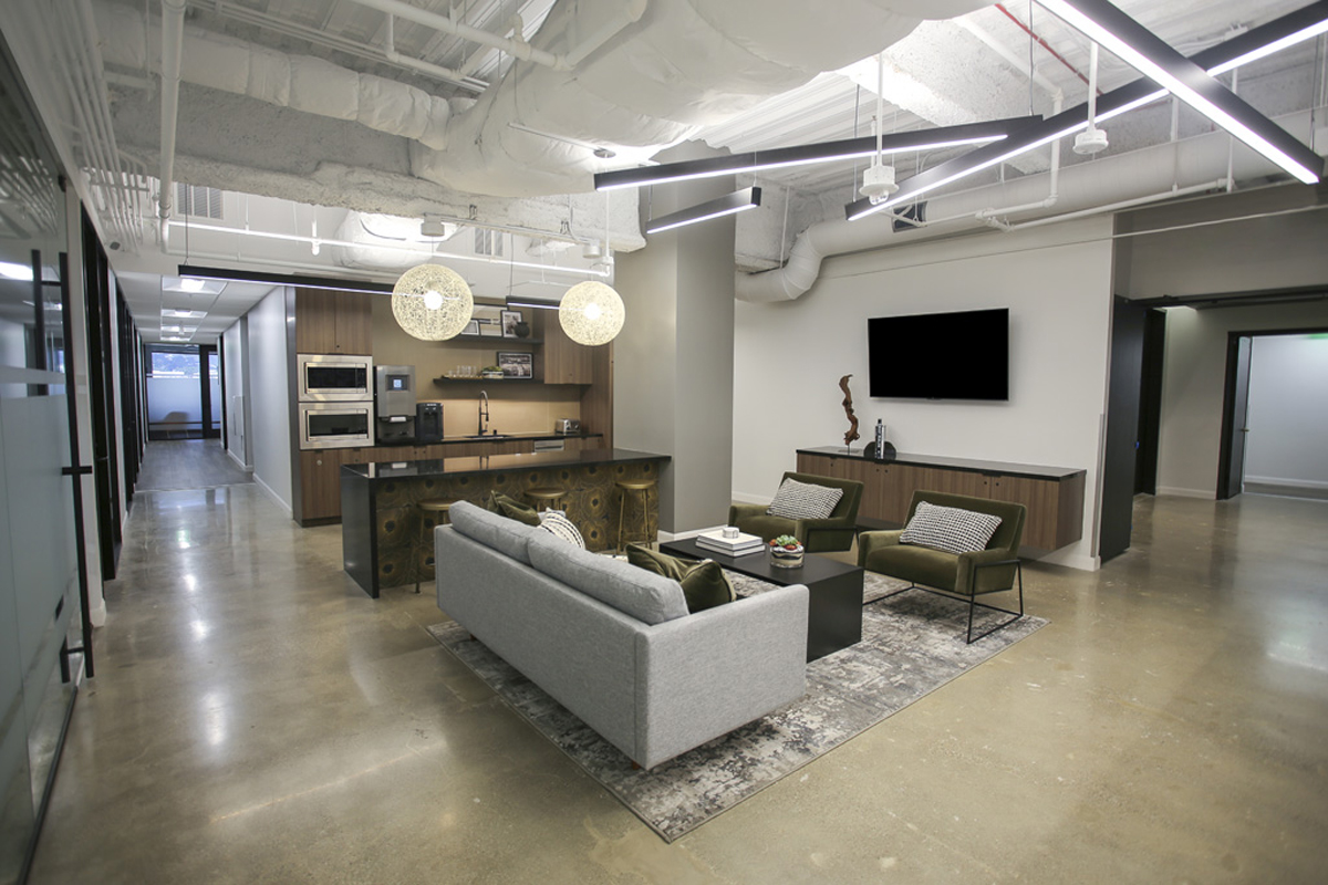 The Tower, 10940 Wilshire Blvd Office Space - Los Angeles
