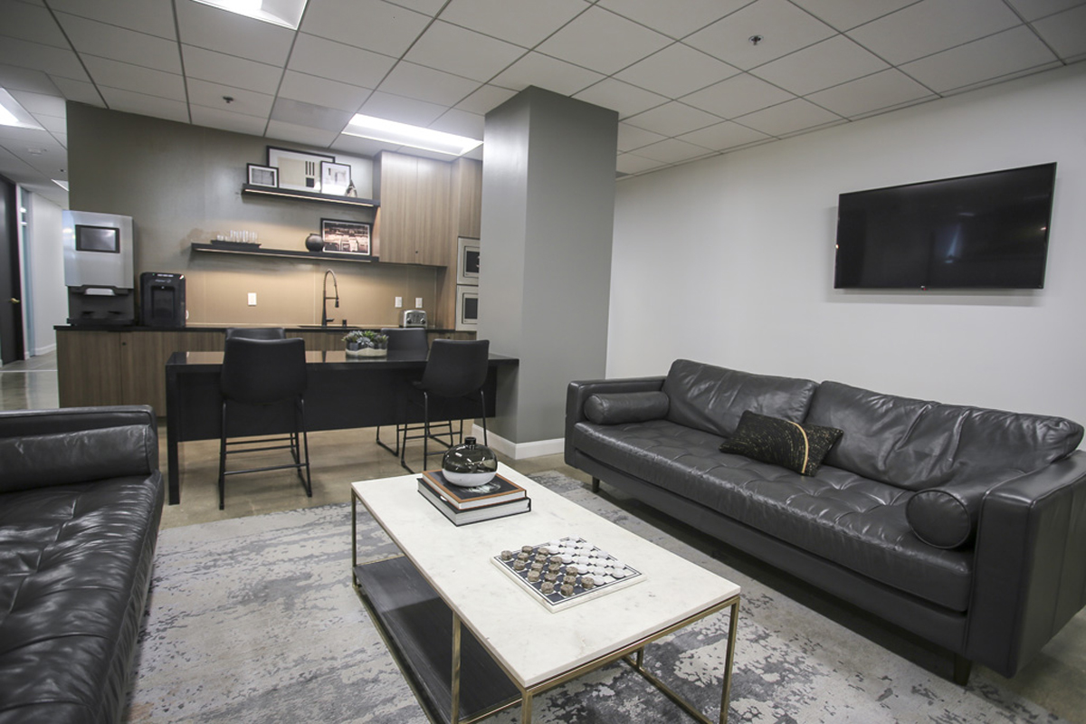 The Tower, 10940 Wilshire Blvd Office Space - Los Angeles