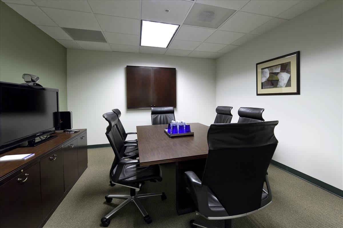 Photo of Office Space available to rent on 1800 Pembrook Dr, Maitland, Orlando