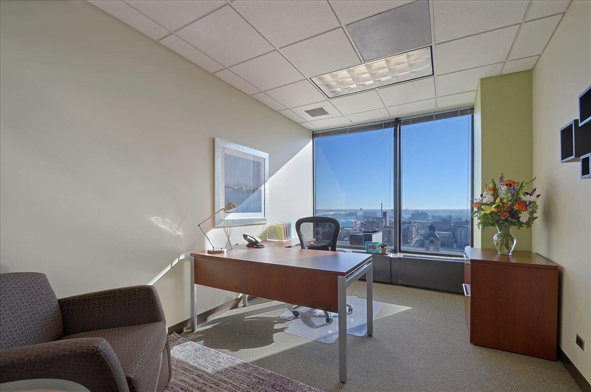 Photo of Office Space on 250 Plaza, 250 East Wisconsin Avenue, Downtown Milwaukee