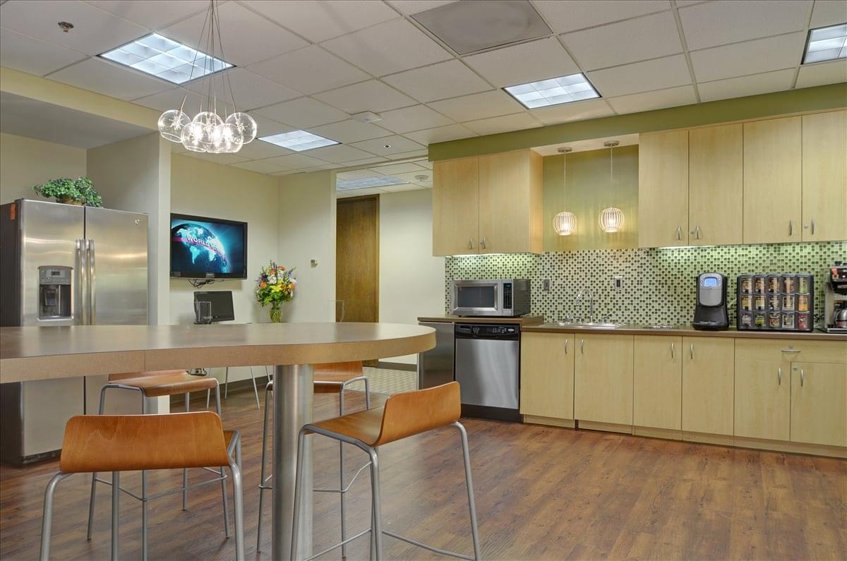 Picture of 250 Plaza, 250 East Wisconsin Avenue, Downtown Office Space available in Milwaukee