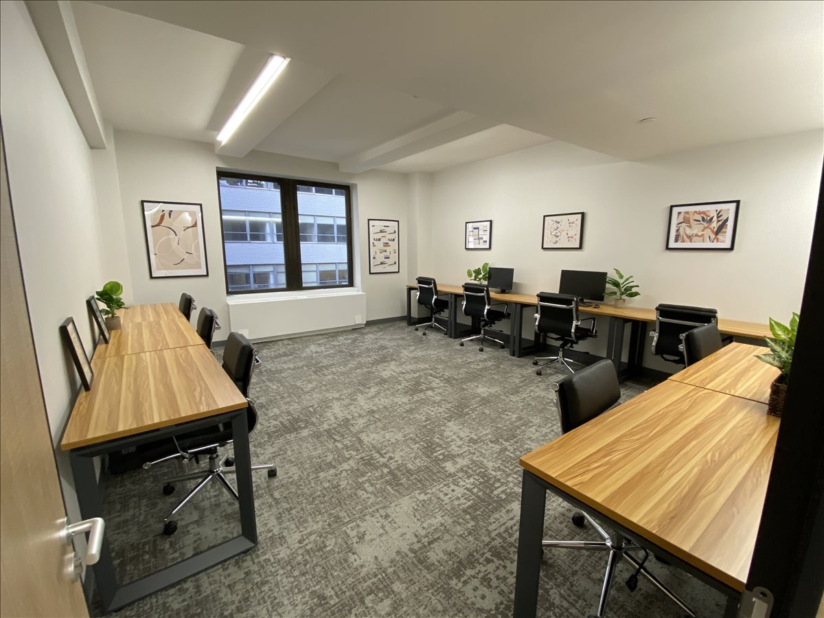 This is a photo of the office space available to rent on 3200 Wilcrest Drive, Suite 170