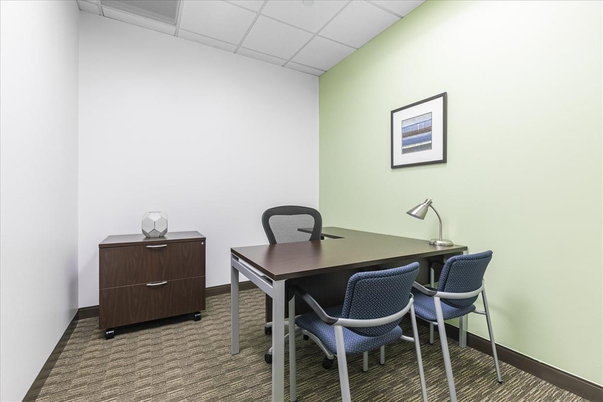 Brookhollow III, 2950 N Loop W Office for Rent in Houston