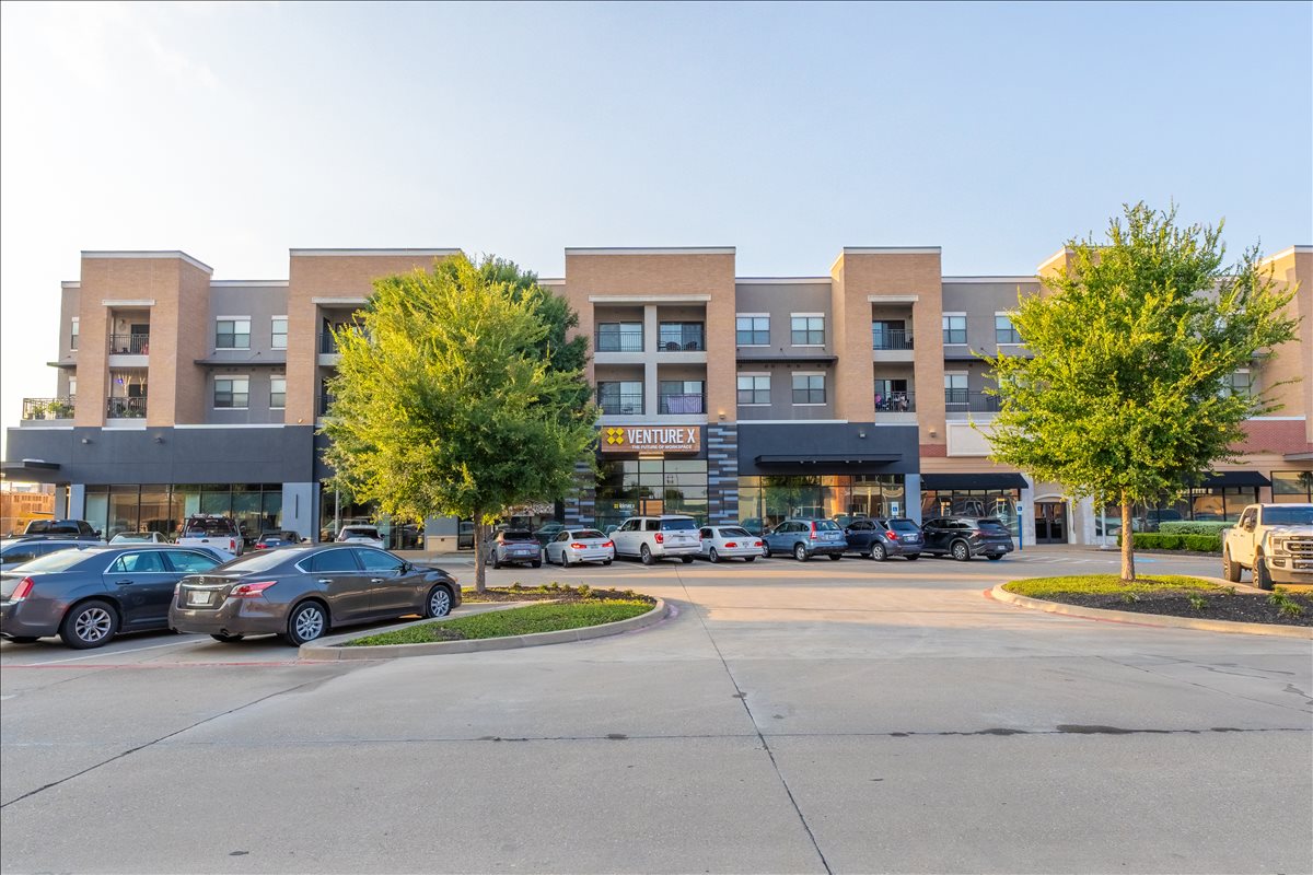 Photo of Office Space on 163 Town Place Allen