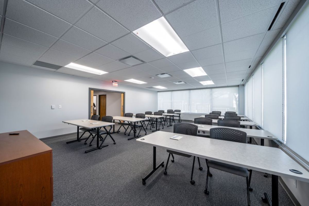 Office for Rent on 4201-4225 Wingren Drive Irving