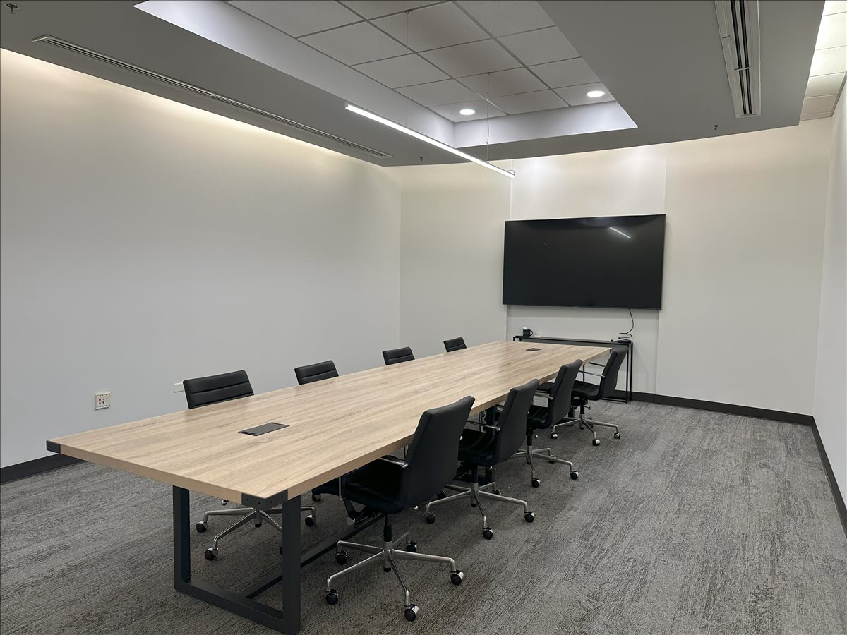 Picture of 8400 East Crescent Parkway Office Space available in Greenwood Village