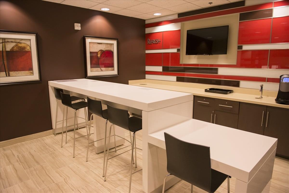 This is a photo of the office space available to rent on Four Tower Bridge, 200 Barr Harbor Dr