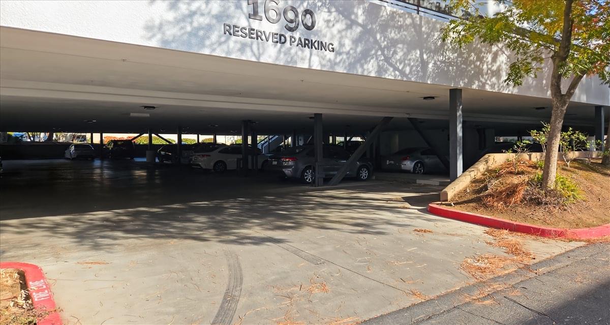 Photo of Office Space on 1690 W. Shaw Avenue, 1st & 2nd Floor Fresno
