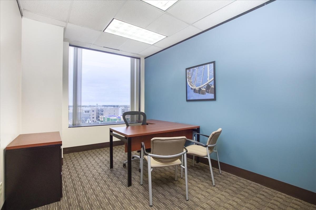 Madison Building, 15851 N Dallas Pkwy Office Space - Addison