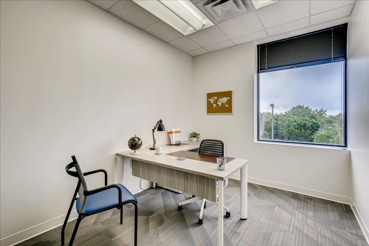 8720 Silverado Trail Office for Rent in McKinney