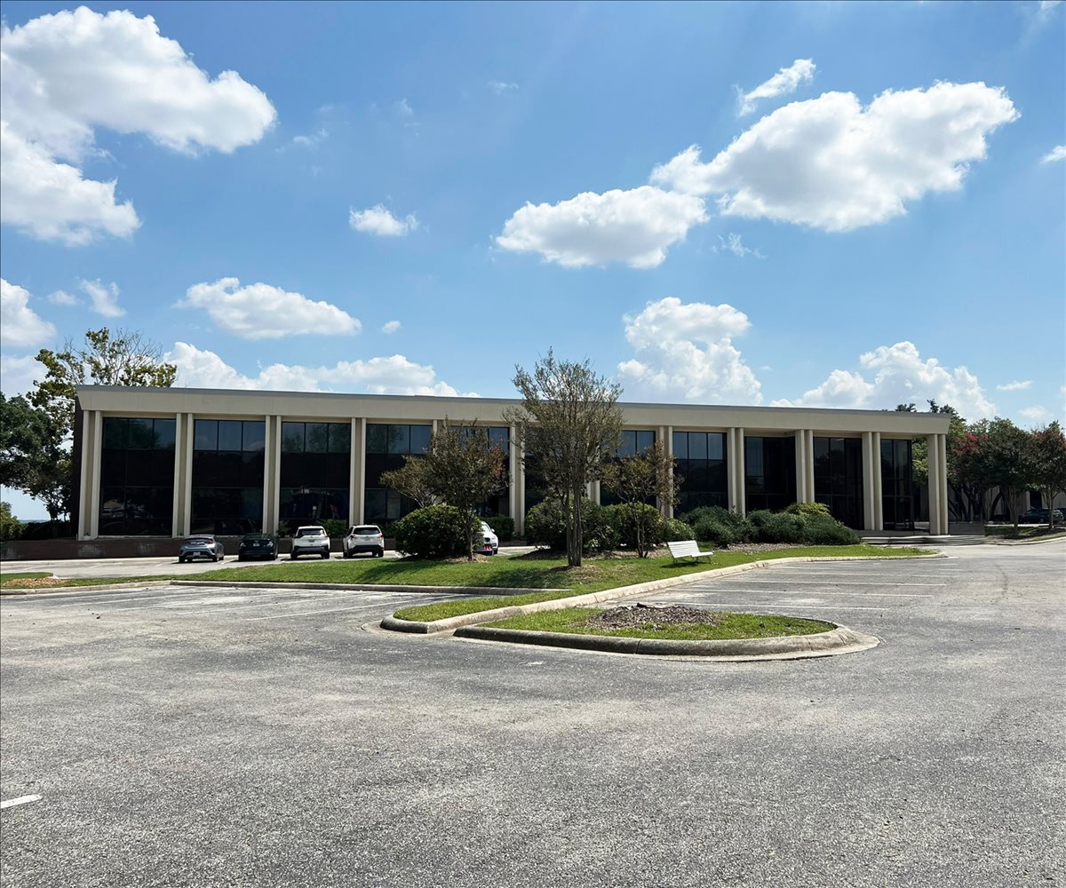 4241 E Piedras Dr Office Space - San Antonio