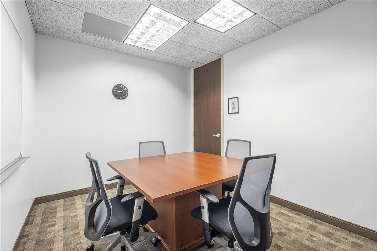 Photo of Office Space on 2000 E Lamar Blvd, North Arlington Arlington