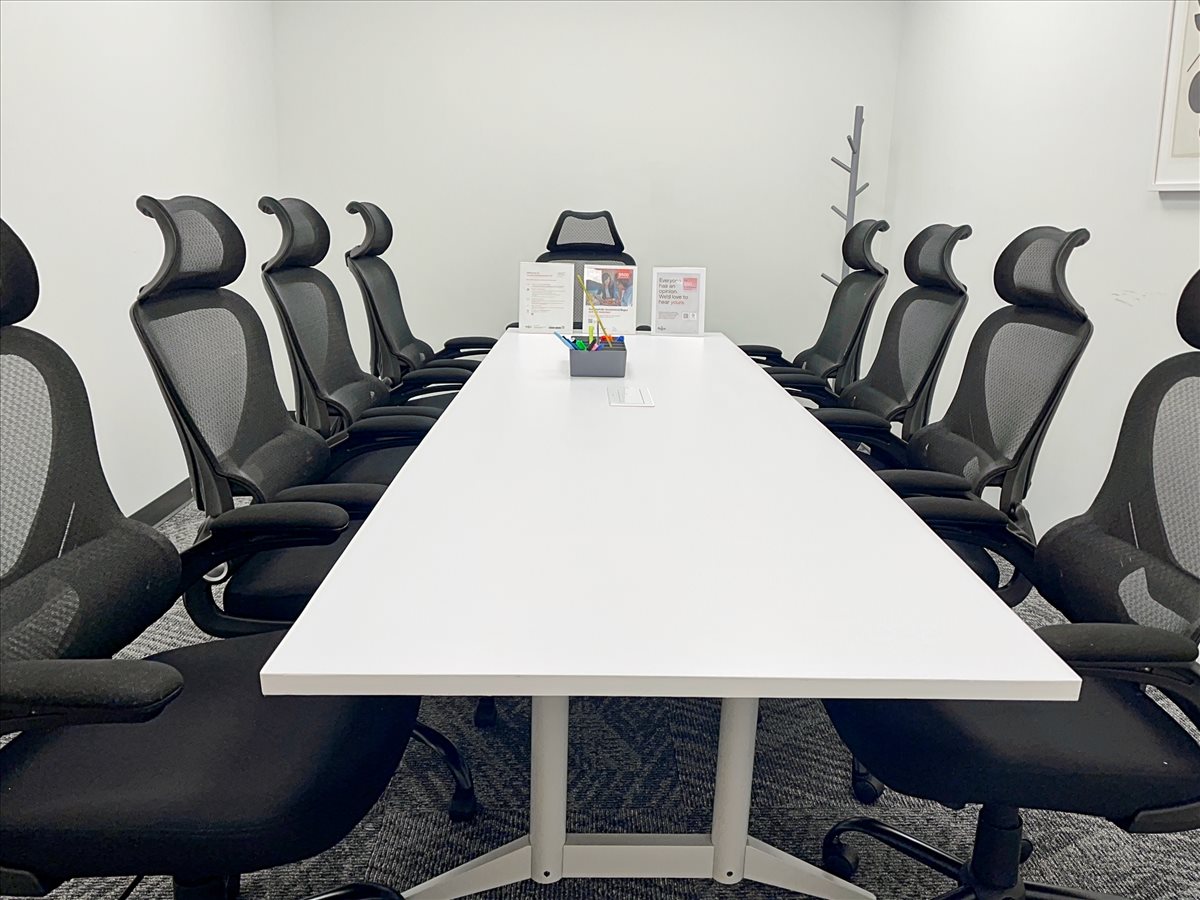 Photo of Office Space on 800 Kinderkamack Road, 2nd Floor Paramus