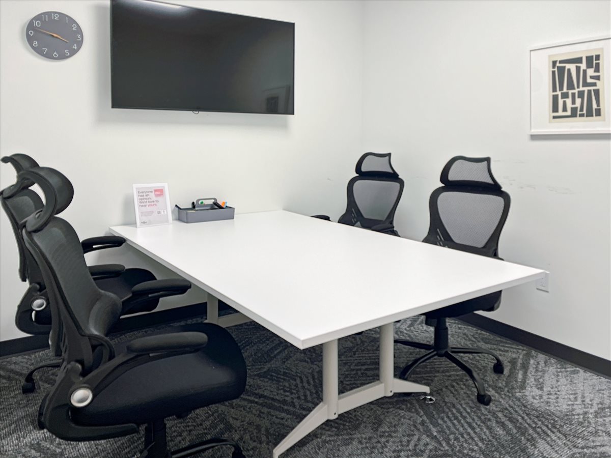 800 Kinderkamack Road, 2nd Floor Office for Rent in Paramus