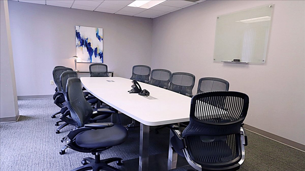 Gas Light Tower / Peachtree Center North, 235 Peachtree St NW Office Space - Atlanta