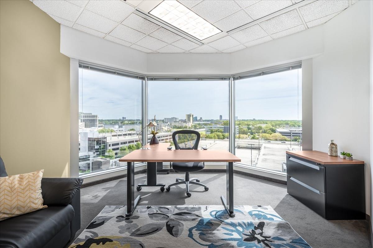 Photo of Office Space on Normandale Lake Center, 8400 Normandale Lake Boulevard, Bloomington Bloomington