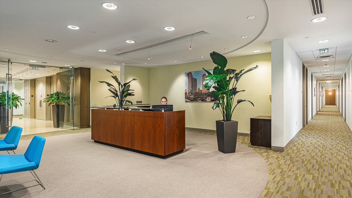 Office for Rent on Bank of America Plaza, 401 E Las Olas Blvd, Downtown Fort Lauderdale