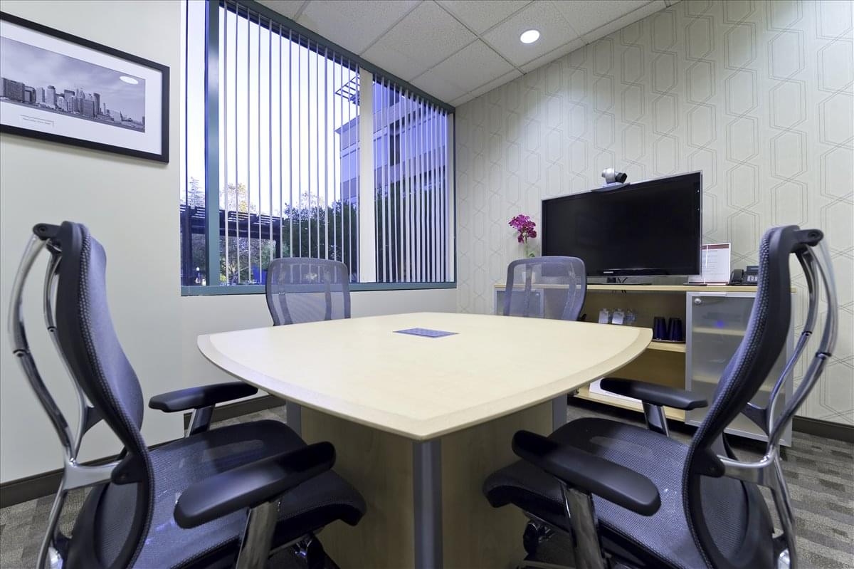 Office for Rent on 800 W El Camino Real Mountain View