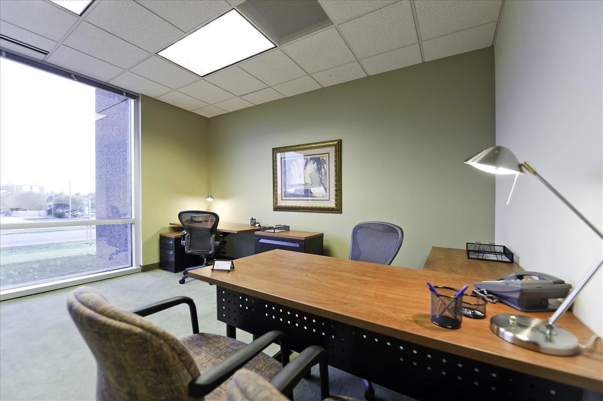 Corporate Center I @ International Plaza, 2202 N Westshore Blvd Office Space - Tampa