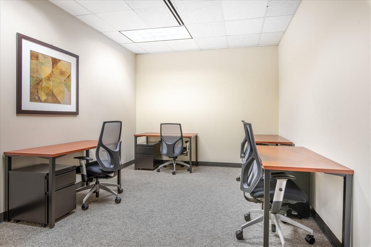 8888 Keystone Crossing, Keystone At The Crossing, Marion County Office for Rent in Indianapolis